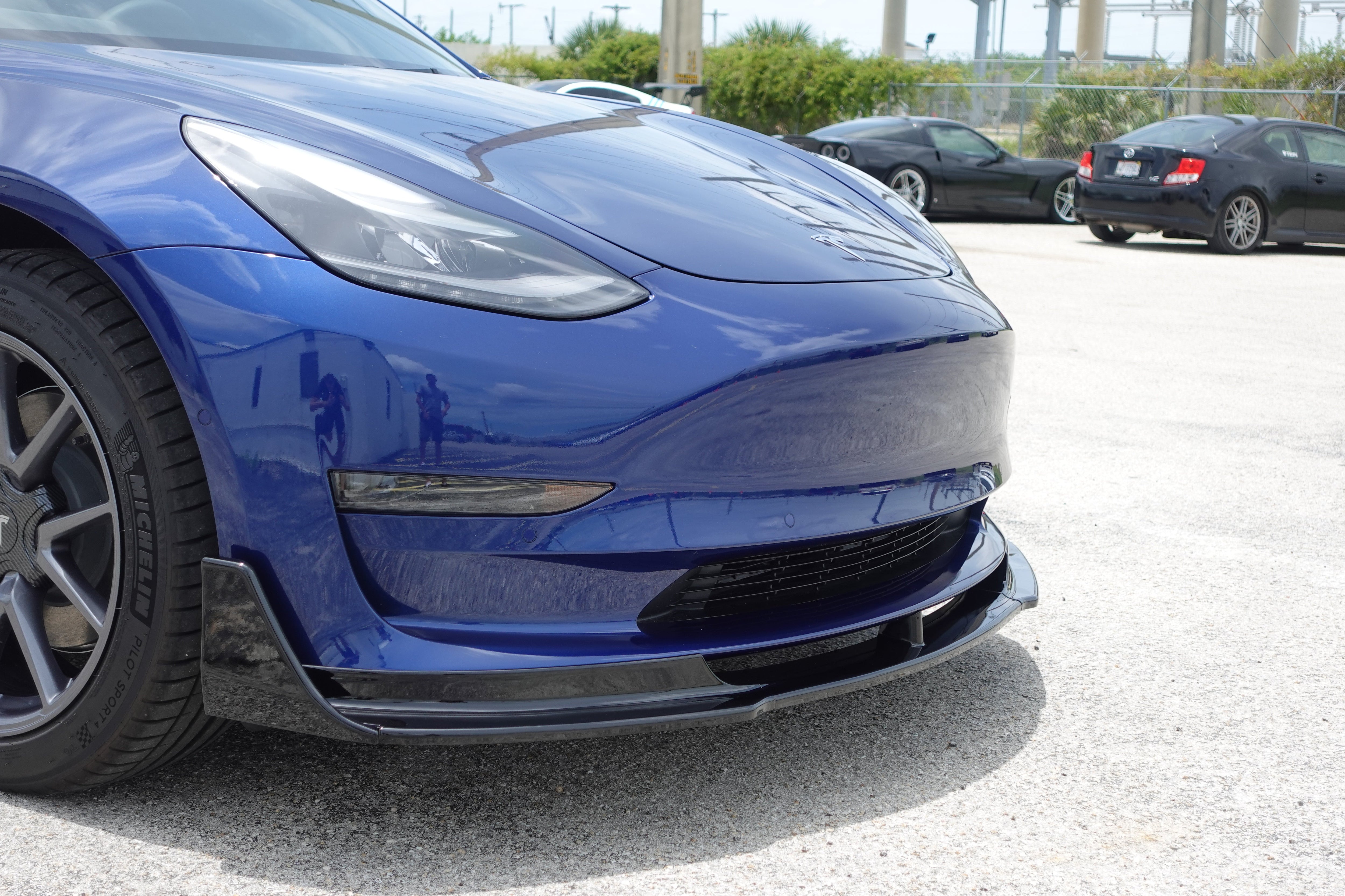 Glossy Black Front Bumper Lip Spoiler For 2017-2023 Tesla Model 3 - 3-Piece ABS Splitter